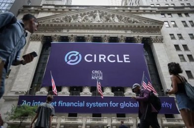 稳定币不再生息，Circle一日暴跌20%